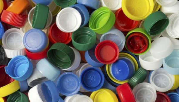 В обласному центрі збирають пластикові кришечки для армії