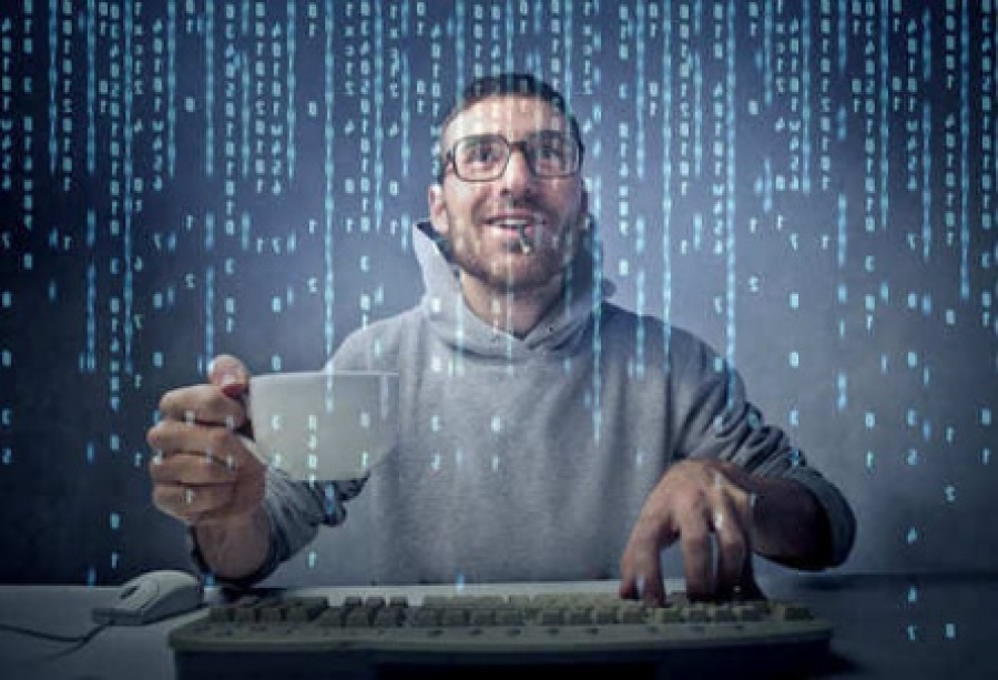 Стали відомі зарплати українських IT-шників: хто отримує найбільше