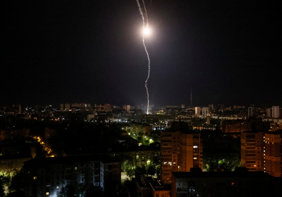 Росіяни запустили дрони, Калібри та Кинджали по Україні