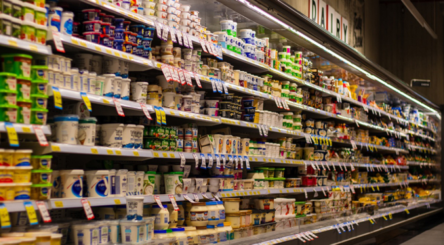Деякі молочні продукти до весни здорожчають ще на 5-7%