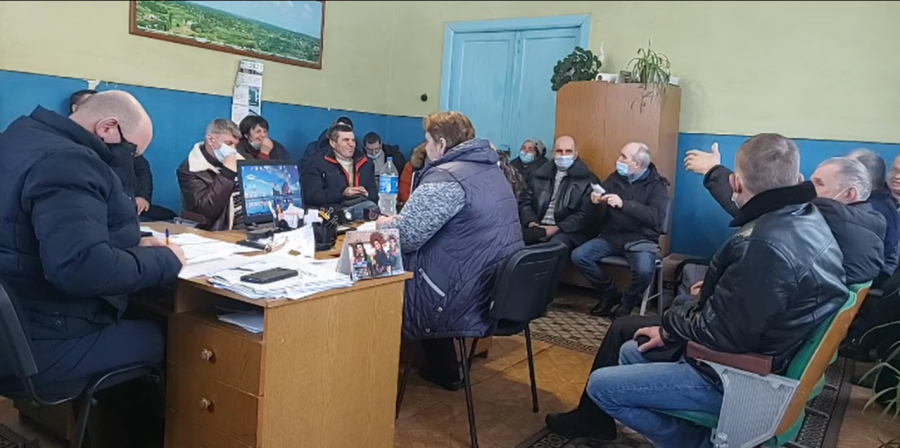 Депутати дозволили голові підписувати додаткові угоди, але з умовою