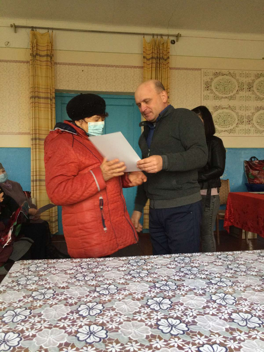 У сільраді нагородили соціальних працівників