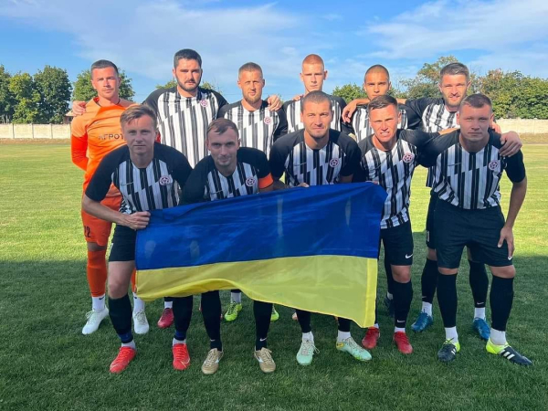 Наша команда продовжила переможну серію в чемпіонаті області.