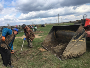 Перед Пасхою у Тишківській громаді відбулися толоки на кладовищах