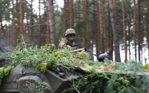 Опитування показало, чи налаштовані українці боротися до перемоги