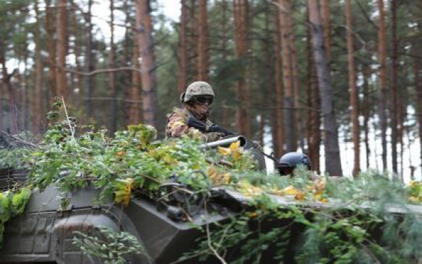 Опитування показало, чи налаштовані українці боротися до перемоги