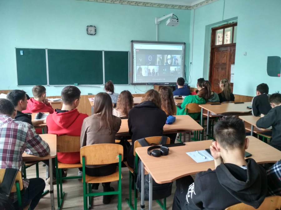 Онлайн зустріч: &quot;Стань студентом Донецького національного медичного університету на один день&quot;