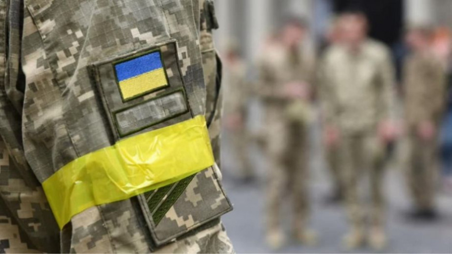 Загальна мобілізація: що змінилось у постановці на військовий облік чоловіків за кордоном