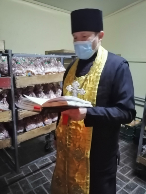 Добровеличківська хлібопекарня провела освячення великодніх пасок