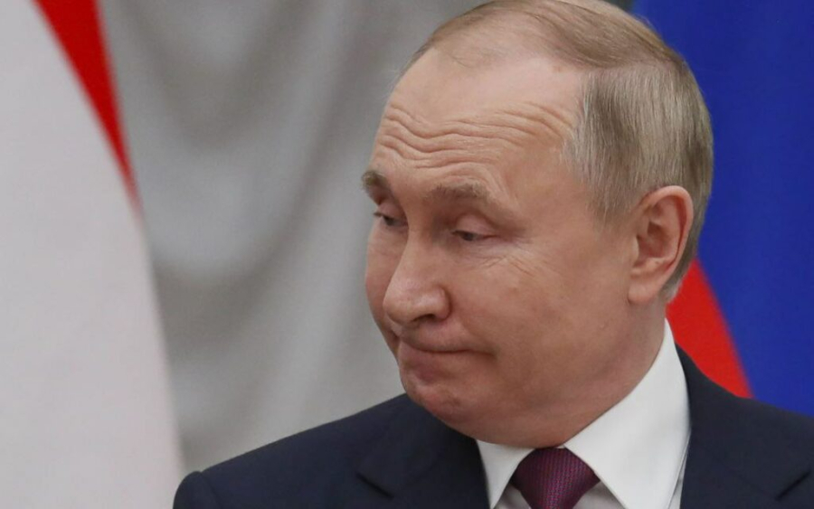 &quot;Ізоляція – це найгірша річ для такого лідера&quot;: Макрон пояснив, чому підтримує прямий контакт з путіним